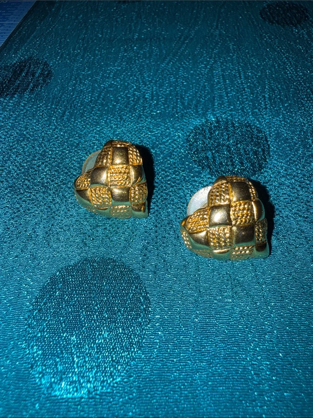 Gold-Tone Woven Heart Cufflinks - Men Accessories